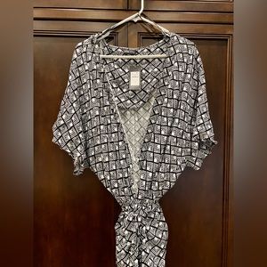 XS (12) city chic romper NWT